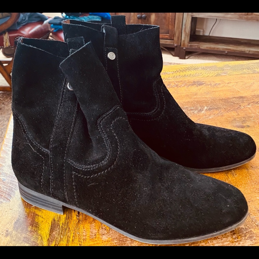 Frye Sarah Black Suede Ankle Boots.  Worn Once.